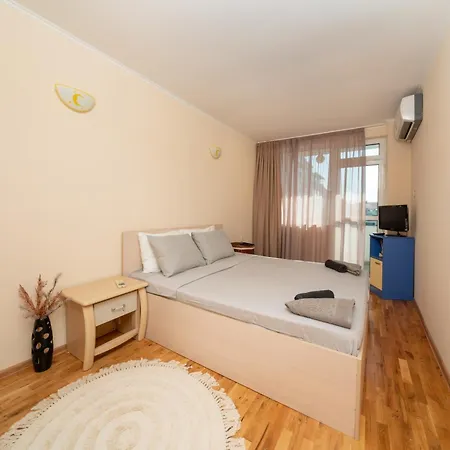 Appartement Boris Garden Comfort