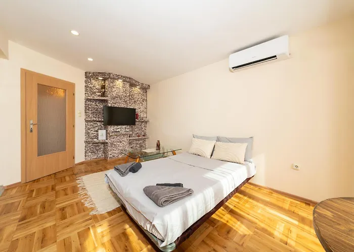 Boris Garden Comfort