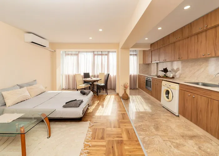 Boris Garden Comfort * بورغاس